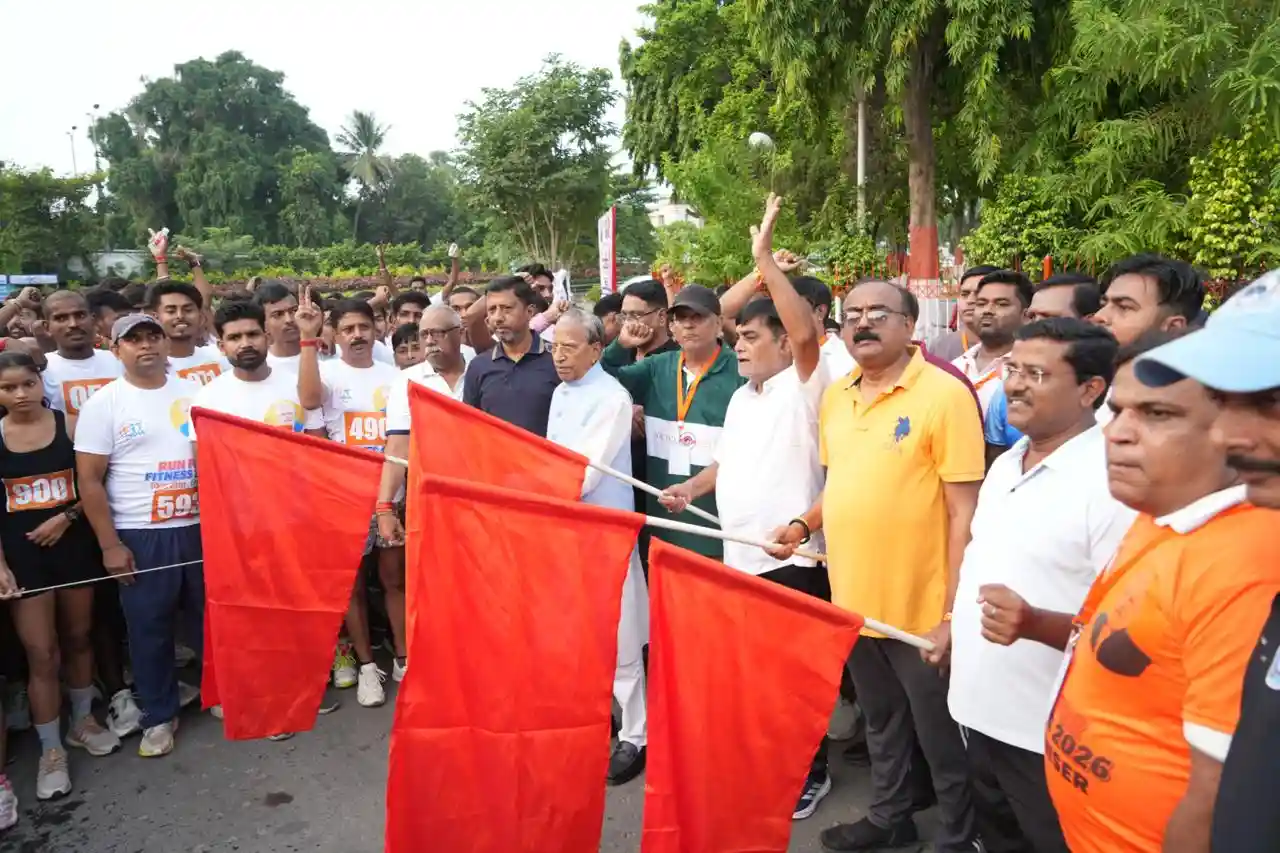 राष्ट्रीय खेल दिवस पर दीघा में मिनी मैराथन रन फॉर फिटनेस का भव्य आयोजन, 500 से अधिक प्रतिभागियों ने दौड़कर दिया फिट दीघा, हिट दीघा का संदेश